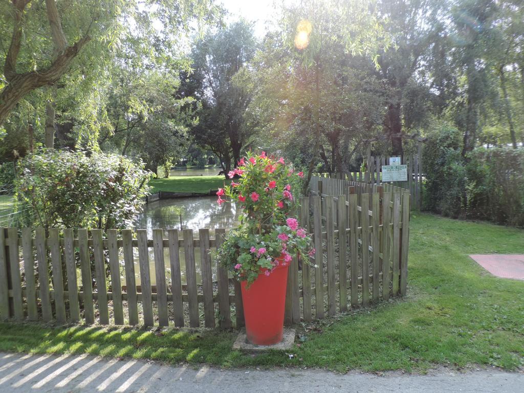Caravaning Les Tourterelles Rang-du-Fliers Exterior foto
